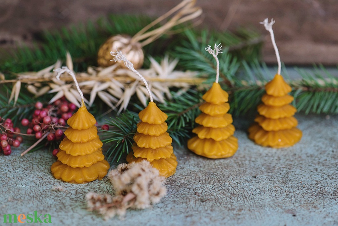 Karácsonyfa gyertya - karácsony - karácsonyi lakásdekoráció - karácsonyi illatgyertya, mécses - Meska.hu