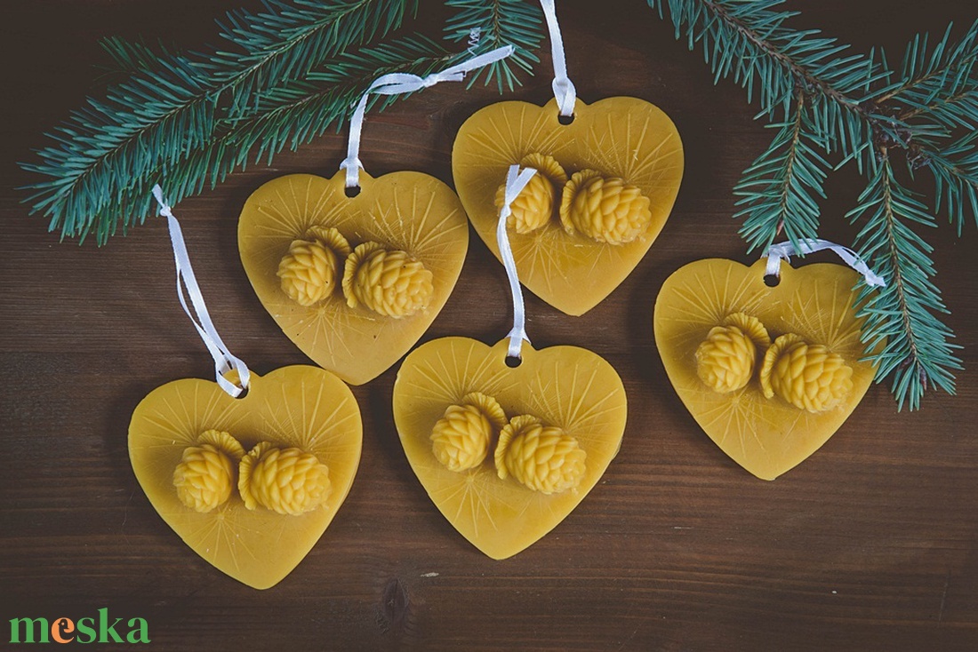 Tobozos  szív - karácsony - karácsonyi lakásdekoráció - karácsonyfadíszek - Meska.hu