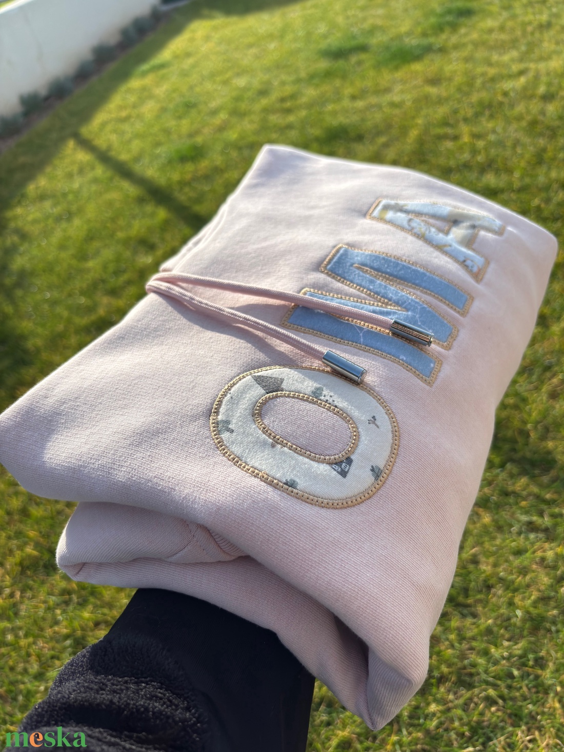 Emlékőrző pulcsi - ruha & divat - női ruha - pulóver - Meska.hu