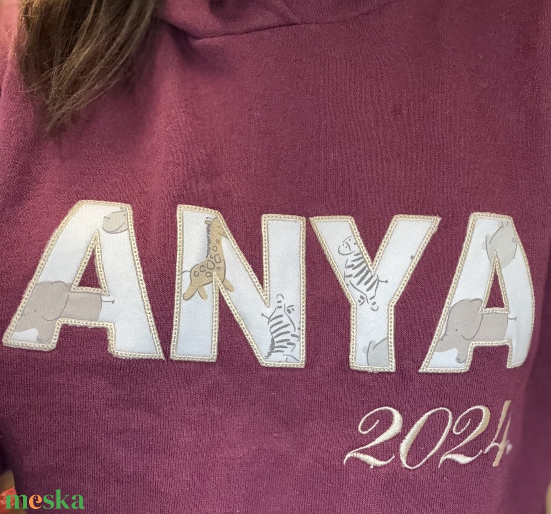 Emlékőrző pulcsi egyedi feliarttal - ruha & divat - férfi ruha - férfi pulóver - Meska.hu