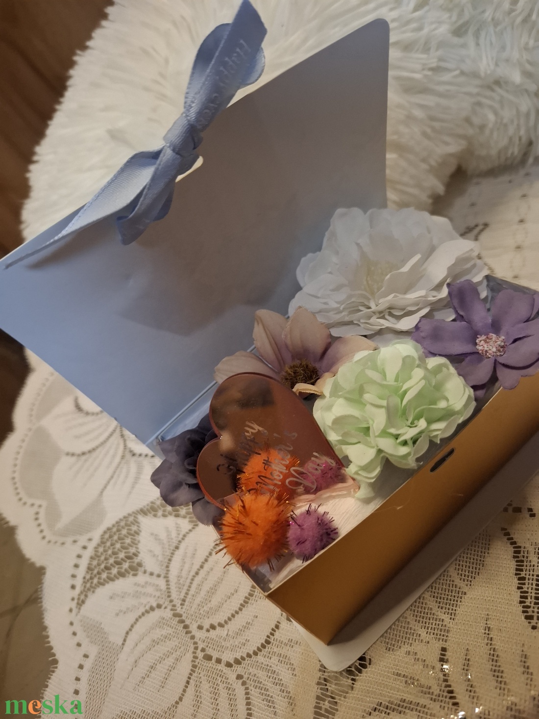 �Anyáknapi könyv alakú box� - otthon & életmód - virágdekoráció - virágok - virágbox - Meska.hu