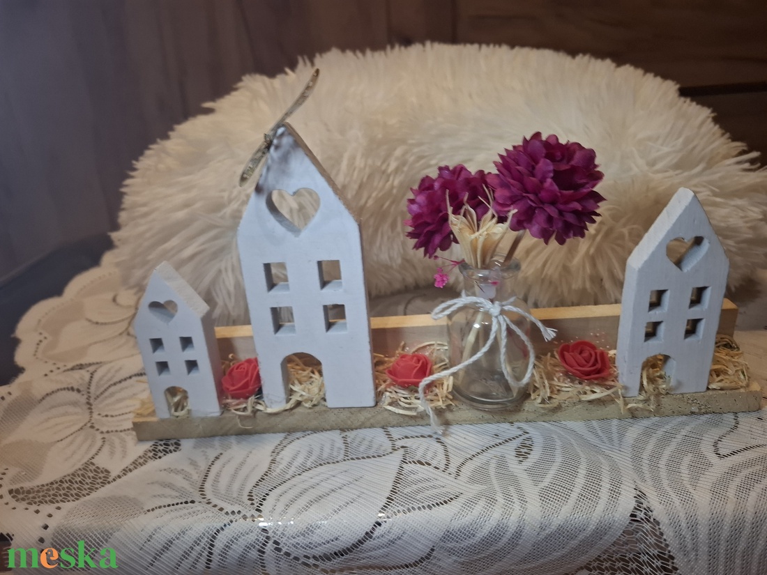 Tavaszi Házikós fa  lakásdekoráció - otthon & életmód - virágdekoráció - virágtartó - váza - Meska.hu