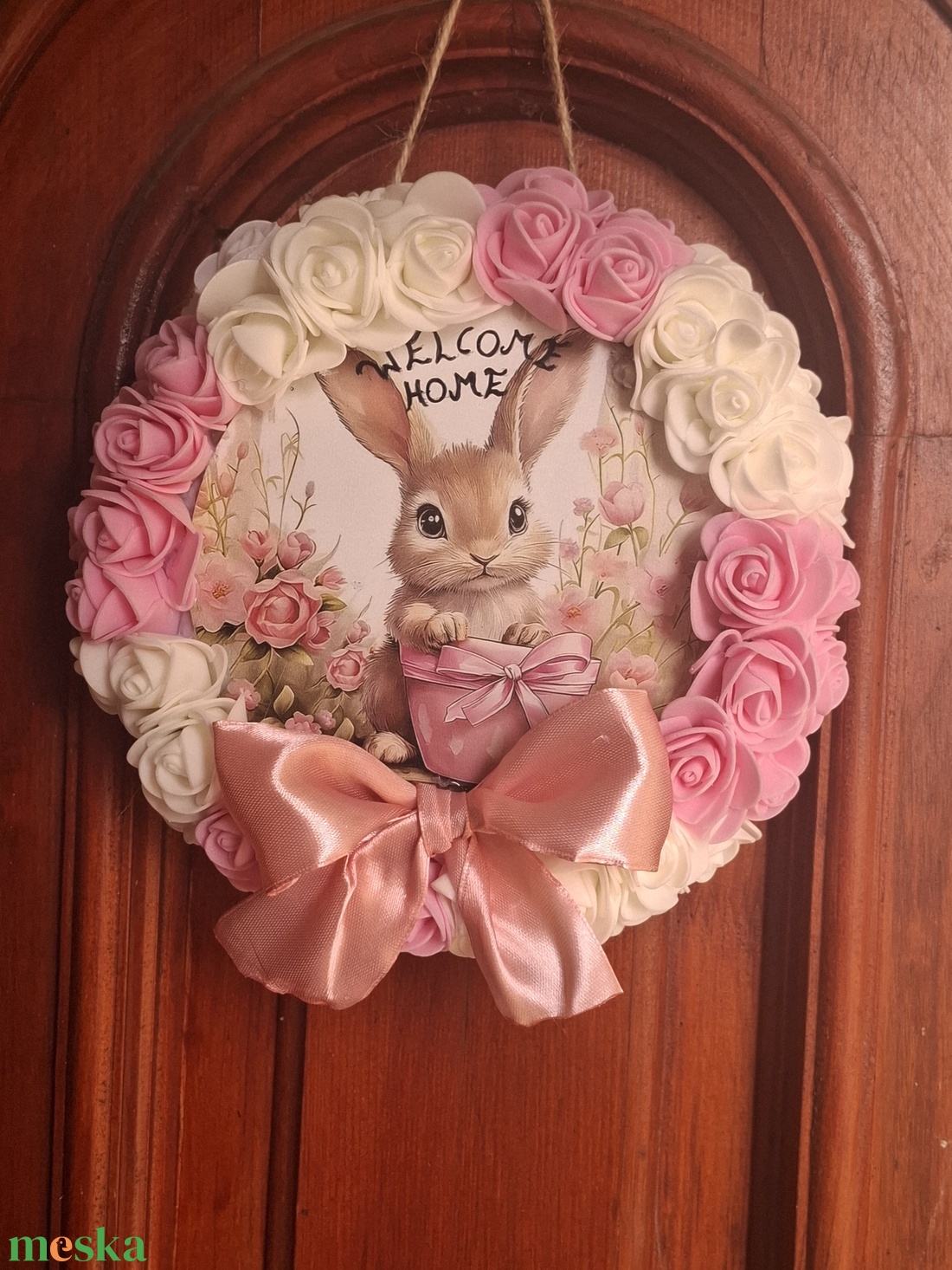 ��Cuki rózsaszínű-fehér nyuszis tavaszi kopogtató�� - otthon & életmód - virágdekoráció - virágdíszek - dekor koszorúk, kopogtatók - Meska.hu