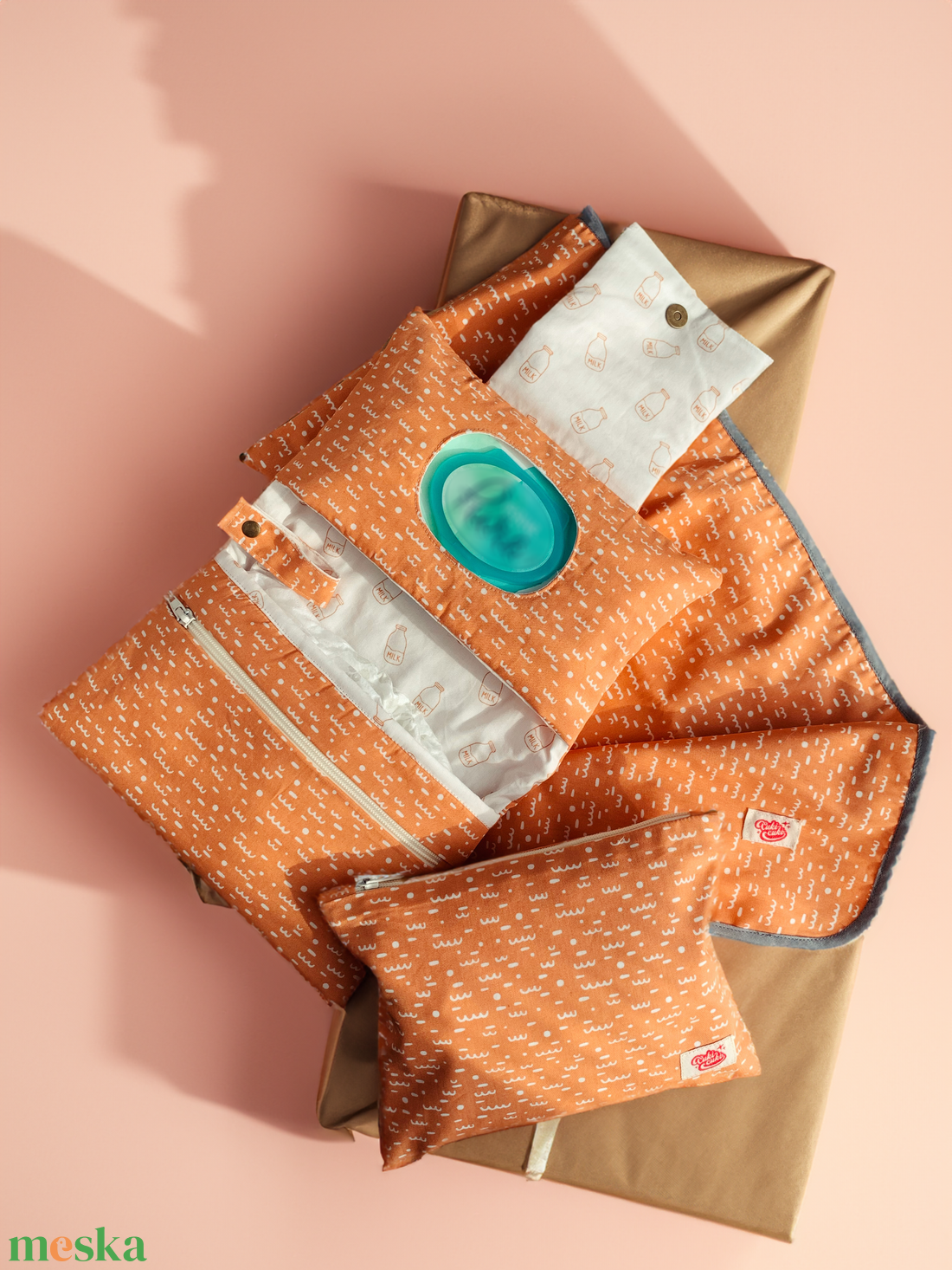 Mini utazó szett - színvariáció a legördülőben - táska & tok - pelenkatáska - pelenkatartó tok - Meska.hu