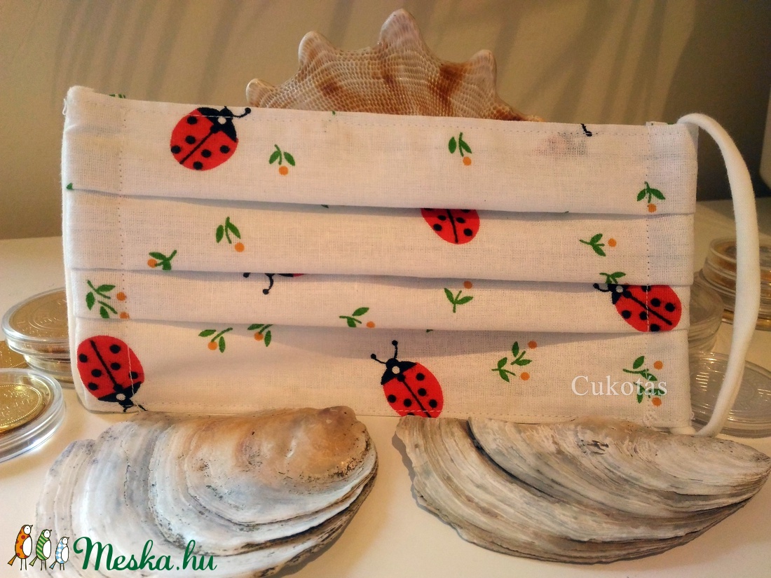 Katicás maszk, zsebes béléssel, mikrózható, fül kímélő -  - Meska.hu