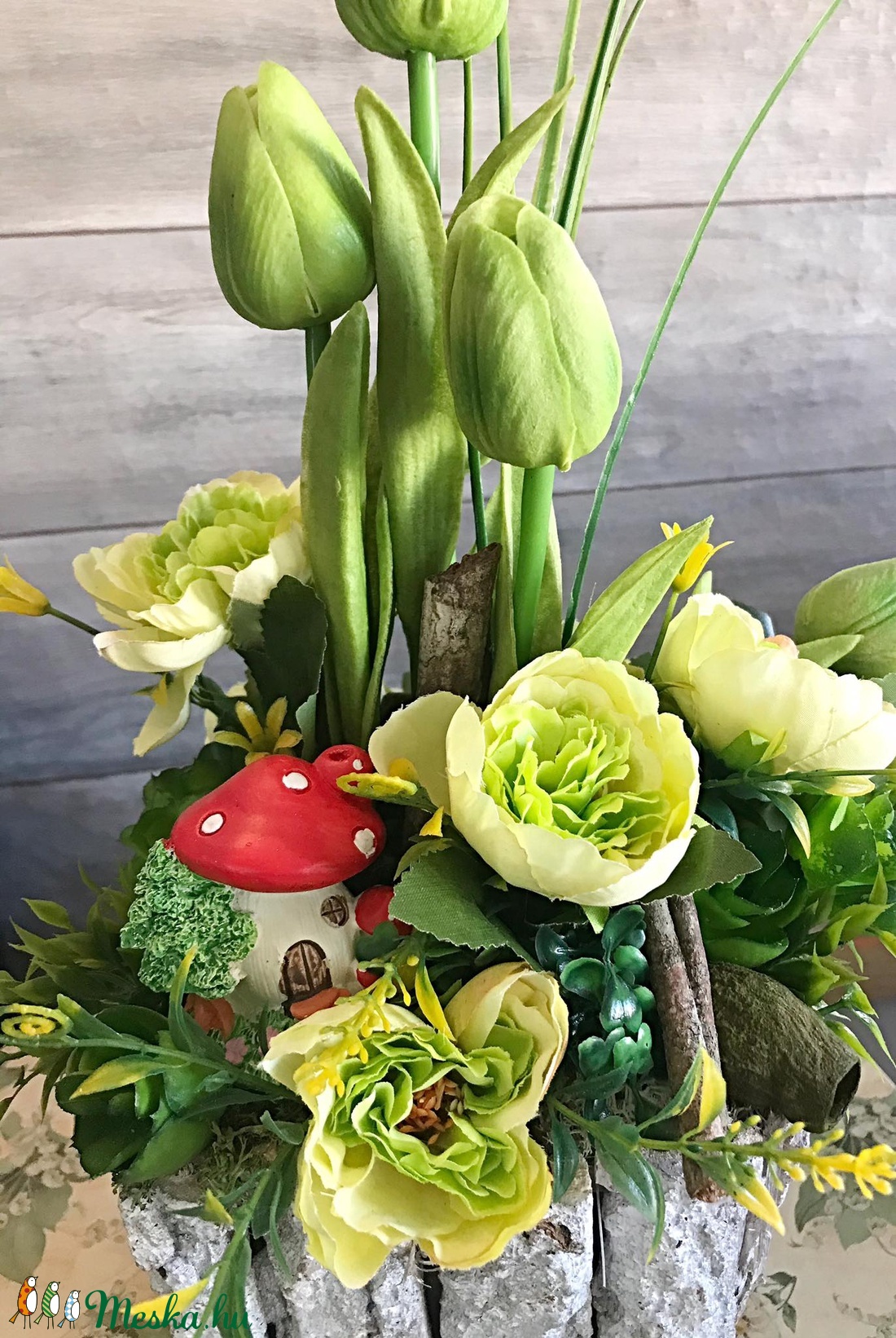 Zöld mű tulipános asztaldísz - otthon & életmód - dekoráció - Meska.hu Zöld mű tulipános asztaldísz - otthon & életmód - dekoráció - Meska.hu