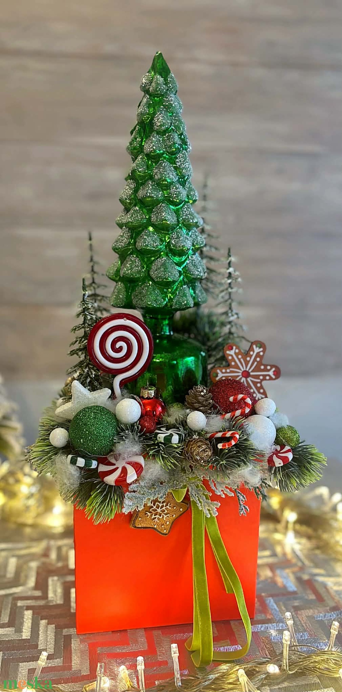 Zöld forgó üveg fenyőfás asztaldísz - karácsony - karácsonyi lakásdekoráció - ünnepi asztaldekoráció - Meska.hu