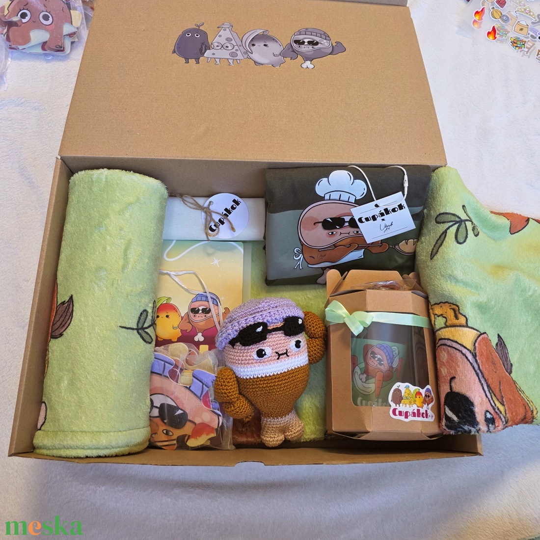 Csülök Csabi box - baba - mama - babalátogató ajándékcsomag - Meska.hu