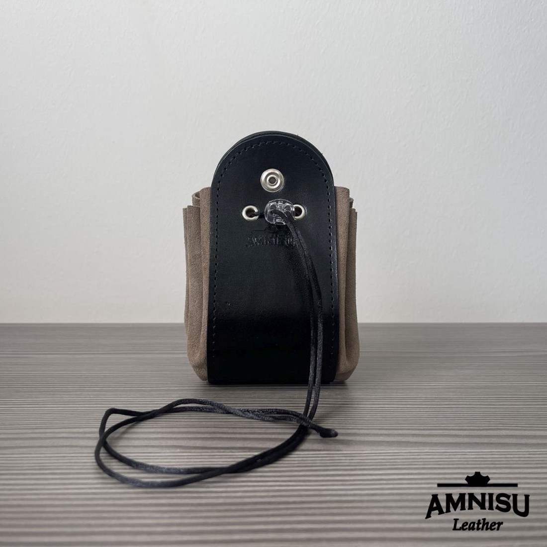 Fekete - szürke sárkányszemes bőr 2in1 szütyő és kockatálca - Amber - játék & sport - szerepjáték - Meska.hu