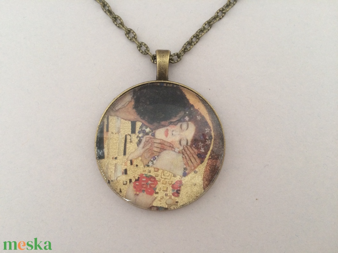 Klimt No.2 üveglencsés nyaklánc - csók - ékszer - nyaklánc - medálos nyaklánc - Meska.hu Klimt No.2 üveglencsés nyaklánc - csók - ékszer - nyaklánc - medálos nyaklánc - Meska.hu