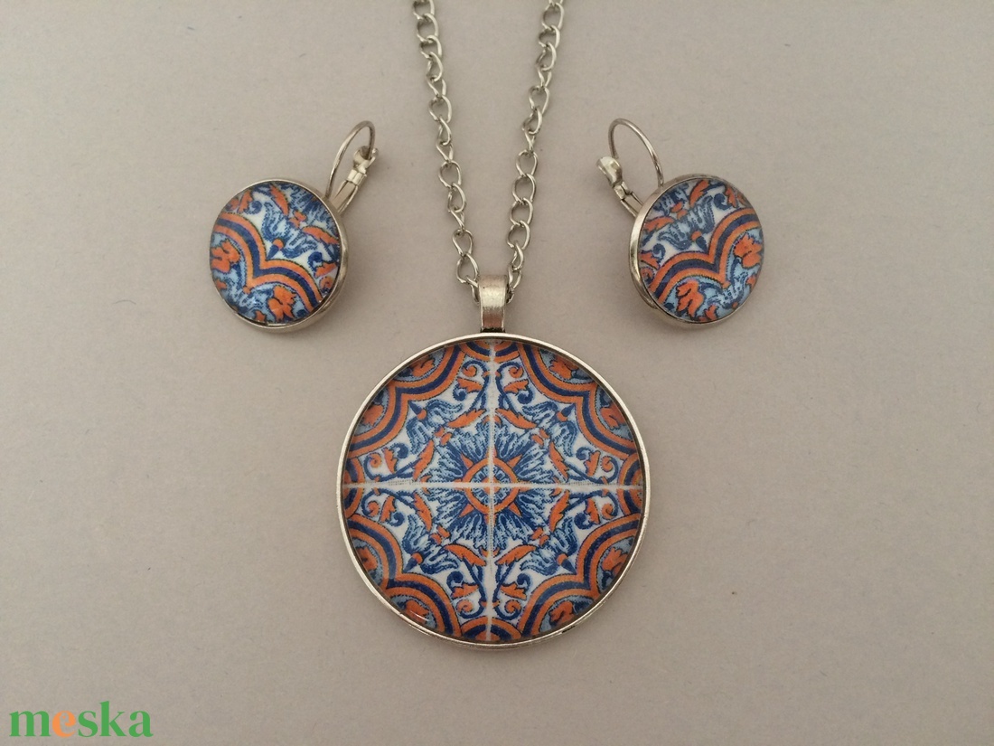 Korallos azulejo No.4 nyaklánc - ékszer - nyaklánc - medálos nyaklánc - Meska.hu