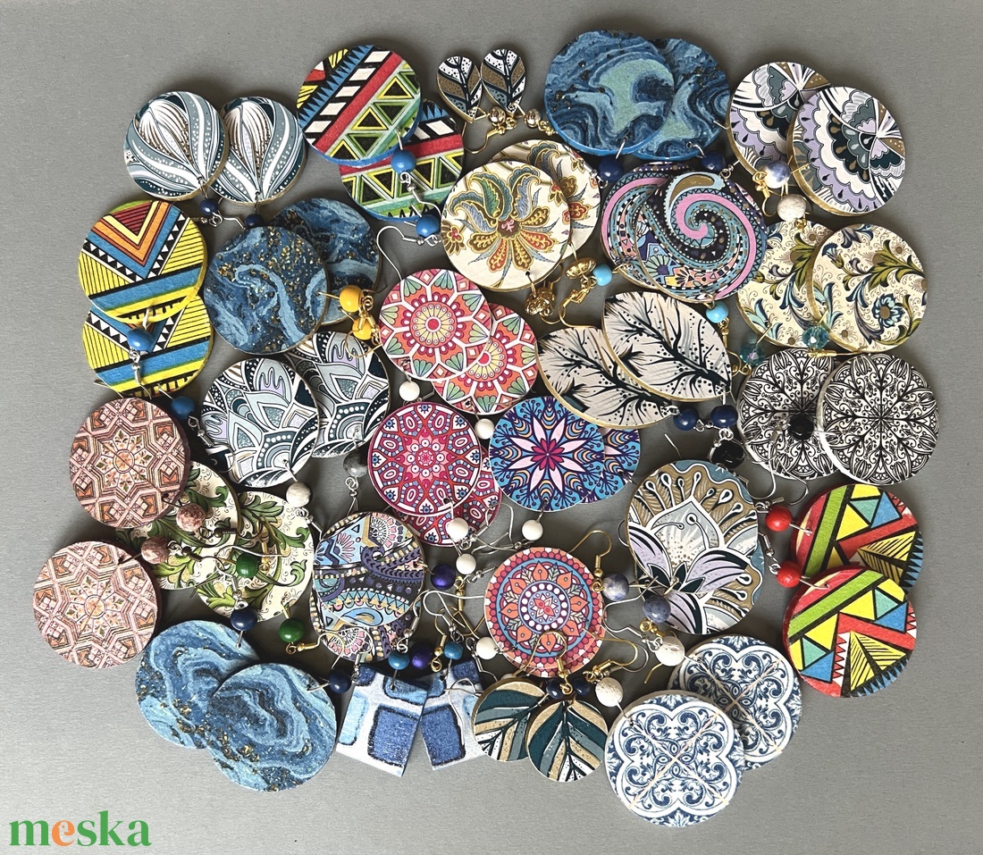 Toszkán kékek köre No.2 fülbevaló - ékszer - fülbevaló - lógós kerek fülbevaló - Meska.hu