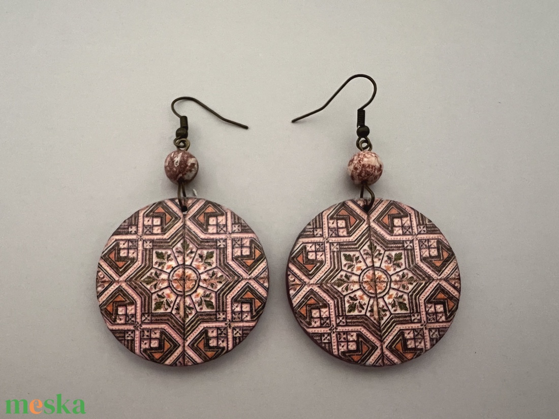 Korallos azulejo No.5 fülbevaló - ékszer - fülbevaló - lógós kerek fülbevaló - Meska.hu