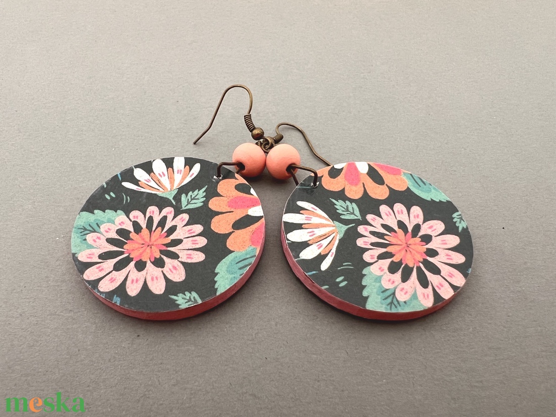 Skót virágok köre No.3 fülbevaló - ékszer - fülbevaló - lógós kerek fülbevaló - Meska.hu