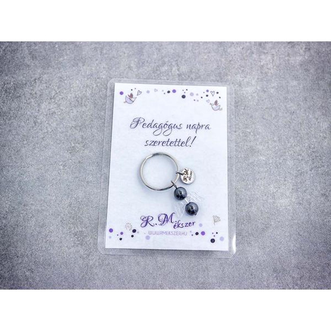 Pedagógus napra kulcstartó hematittal - táska & tok - kulcstartó & táskadísz - kulcstartó - Meska.hu