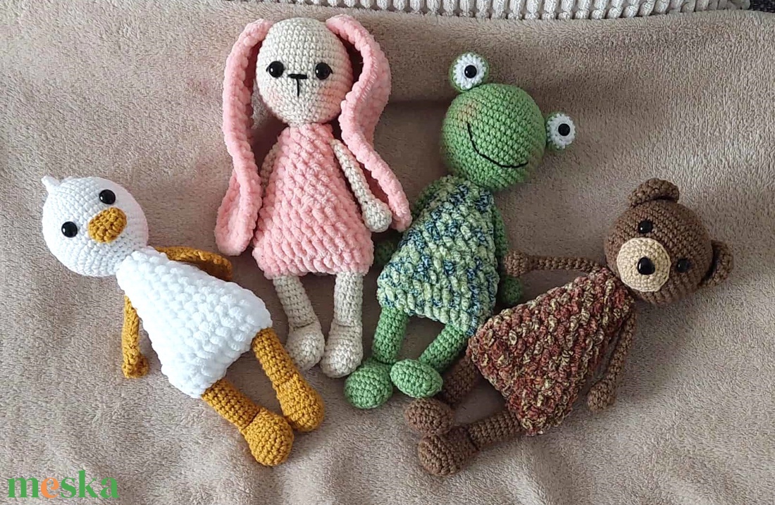 Maci, horgolt figura 22 cm - játék & sport - plüssállat & játékfigura - maci - Meska.hu