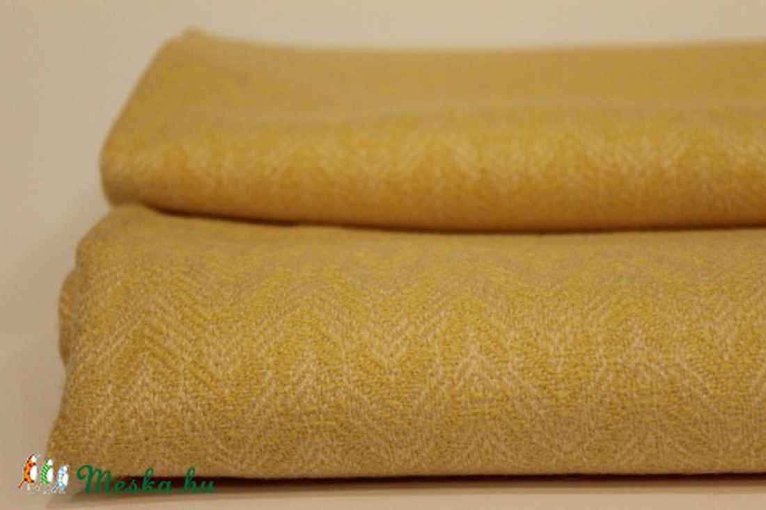 Gyapjúszövet. Sárga mintás gyapjúszövet - kellékek & szerszámok - méteráru - szövet - Meska.hu
