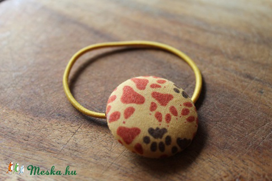 Hajgumi Textil gomb hajba való  kutya mancsos hajgumi kislányoknak  -  - Meska.hu