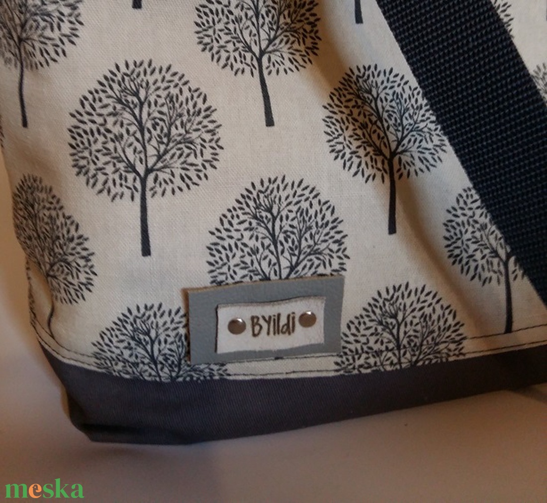 Vászontáska szürke famintás nagyméretű táska, pelenkázó táska -  - Meska.hu