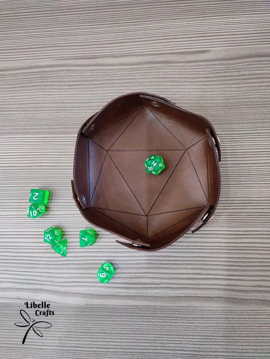 Hatszögletű - D20 sziluettes kockadobó tálca - játék & sport - táblajáték és kártyajáték - társasjátékok - dobókocka - Meska.hu