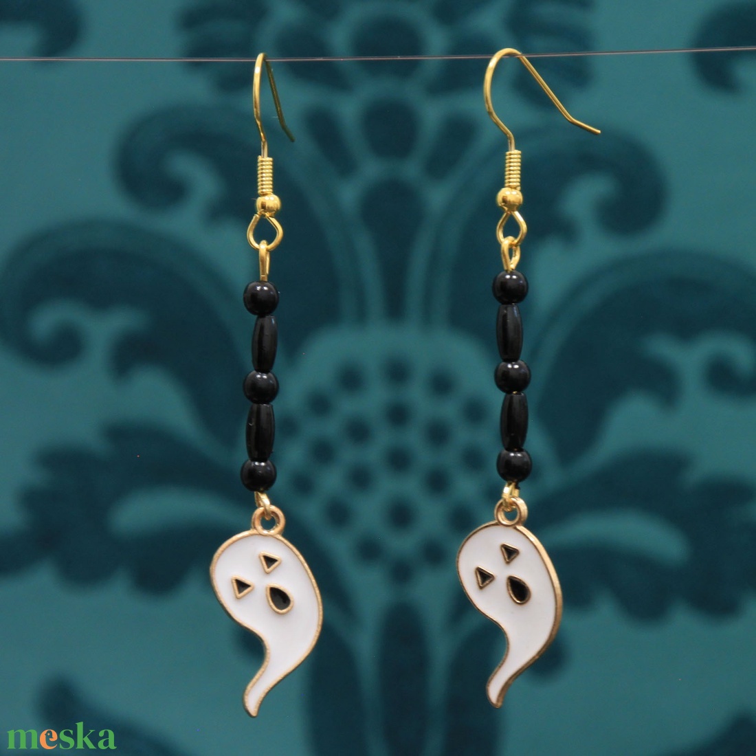 Beakasztós szellemes fülbevaló - ékszer - fülbevaló - lógó fülbevaló - Meska.hu