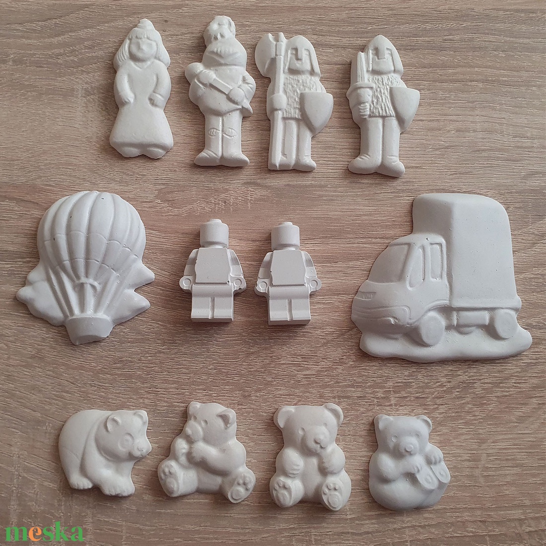 Festhető gipsz figura csomag (katonák, hőlégballon, LEGO figurák, kisautó, macik) - diy (csináld magad) - egységcsomag - Meska.hu Festhető gipsz figura csomag (katonák, hőlégballon, LEGO figurák, kisautó, macik) - diy (csináld magad) - egységcsomag - Meska.hu