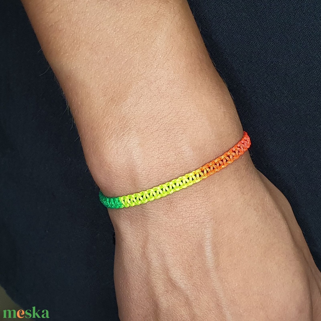 Fonott makramé karkötő - színátmenetes (rainbow) - ékszer - karkötő - fonott karkötő - Meska.hu Fonott makramé karkötő - színátmenetes (rainbow) - ékszer - karkötő - fonott karkötő - Meska.hu