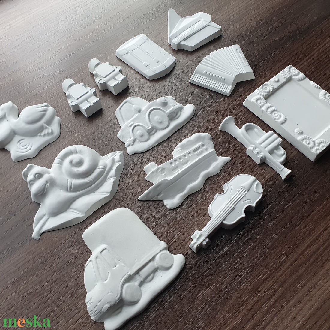 Festhető gipsz figura csomag, 13 db, vegyes (csiga, autó, hangszerek, képkeret stb.) - diy (csináld magad) - egységcsomag - Meska.hu Festhető gipsz figura csomag, 13 db, vegyes (csiga, autó, hangszerek, képkeret stb.) - diy (csináld magad) - egységcsomag - Meska.hu
