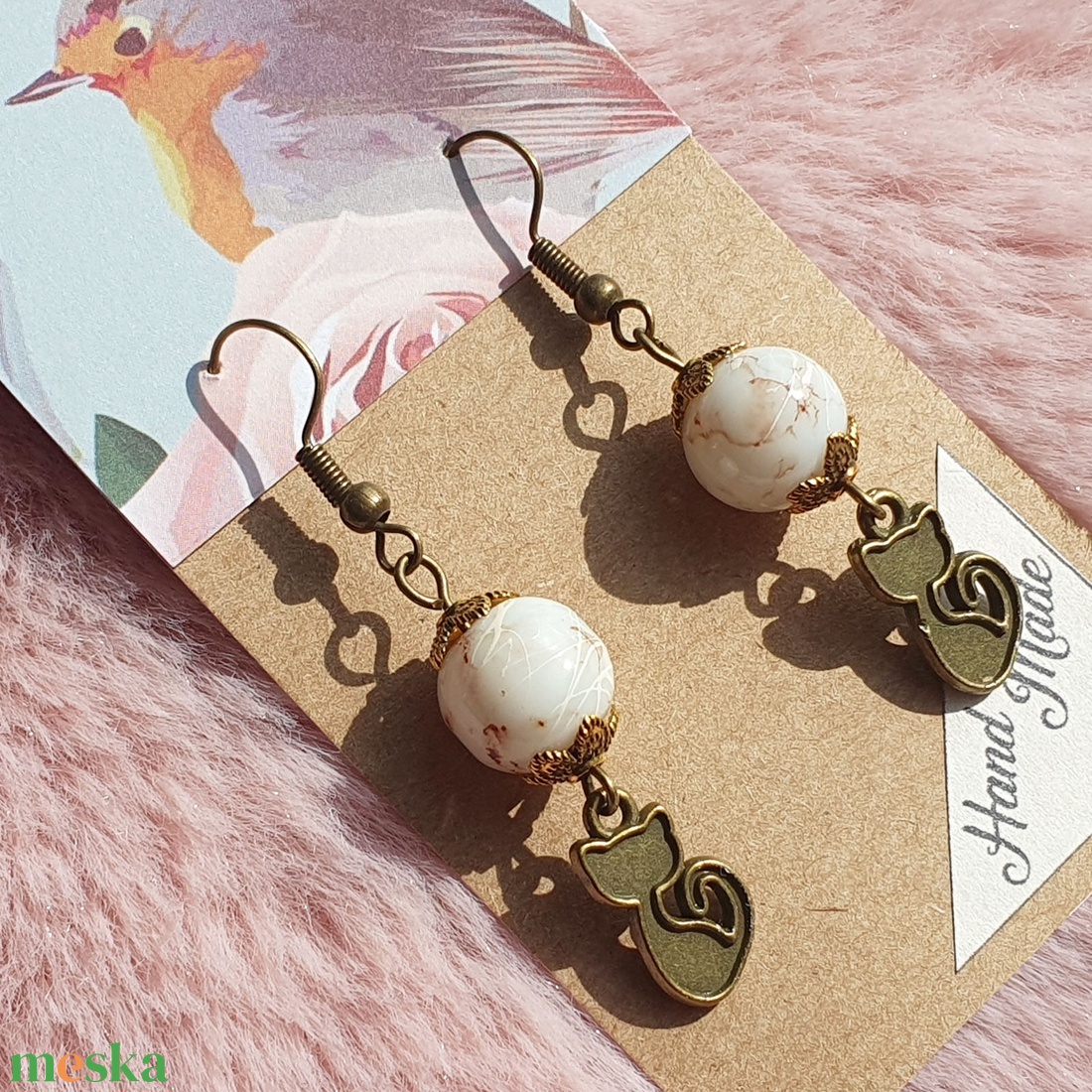 Cica fülbevaló - ékszer - fülbevaló - lógó fülbevaló - Meska.hu