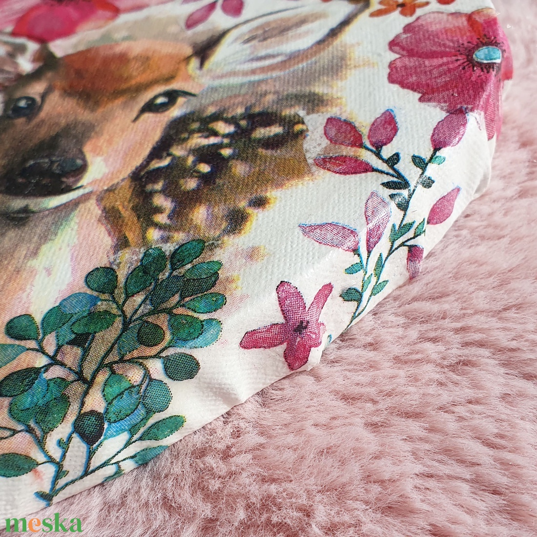 Szív alakú virágos, őzikés kép - decoupage technikával - művészet - festmény - akril - Meska.hu Szív alakú virágos, őzikés kép - decoupage technikával - művészet - festmény - akril - Meska.hu