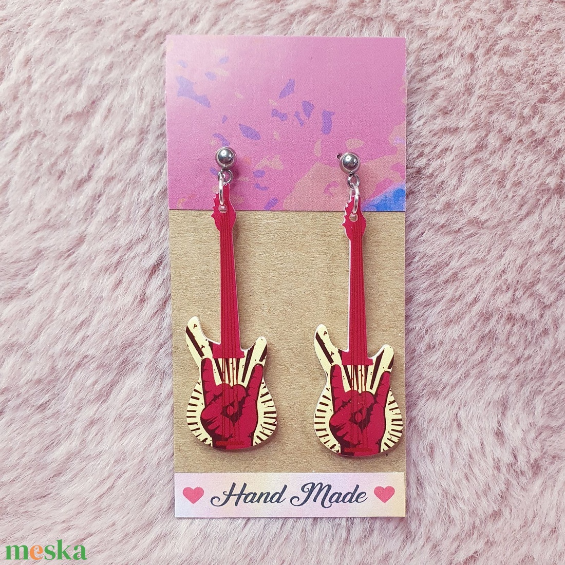 Gitár fülbevaló, rozsdamentes acél bedugóval - ékszer - fülbevaló - lógó fülbevaló - Meska.hu Gitár fülbevaló, rozsdamentes acél bedugóval - ékszer - fülbevaló - lógó fülbevaló - Meska.hu