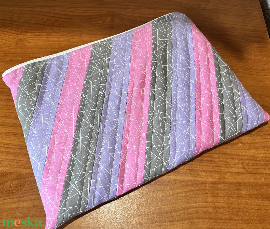 Egyedi kézzel készült patchwork laptop tok   13,3 - táska & tok - laptoptáska, laptop hátizsák - Meska.hu