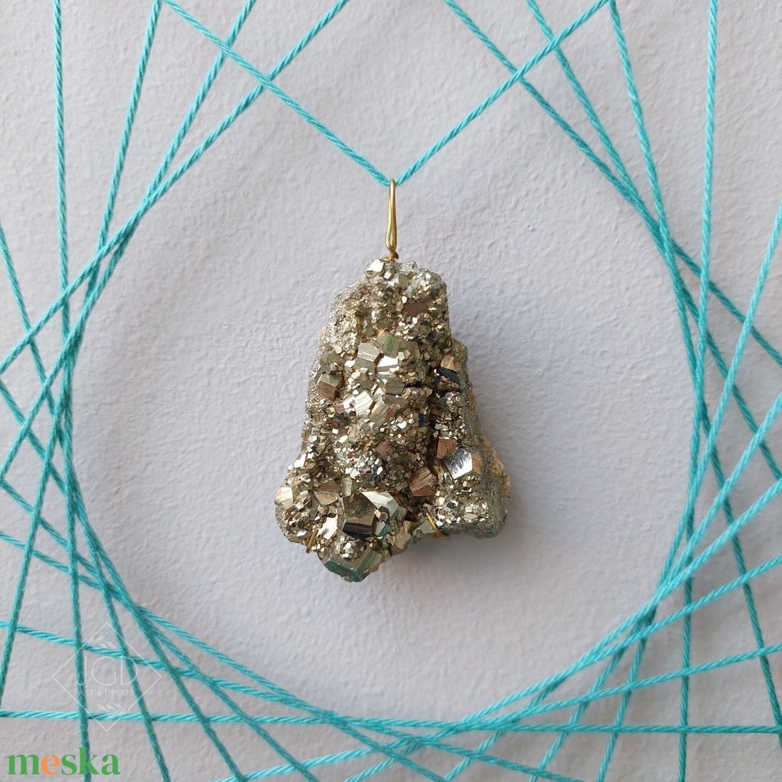 Páfrányos fali dekor pirittel - otthon & életmód - dekoráció - fali és függő dekoráció - falra akasztható dekor - Meska.hu