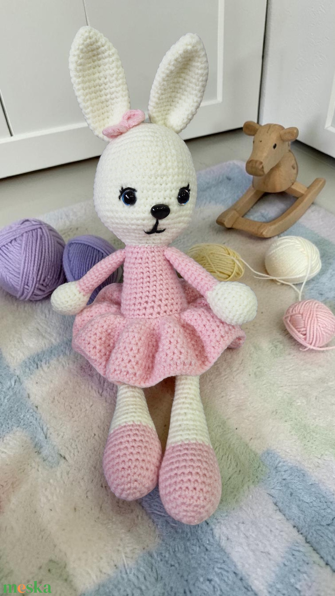 Horgolt amigurumi nyuszilány - egyedi ajándék, választható színekben - játék & sport - plüssállat & játékfigura - nyuszi - Meska.hu