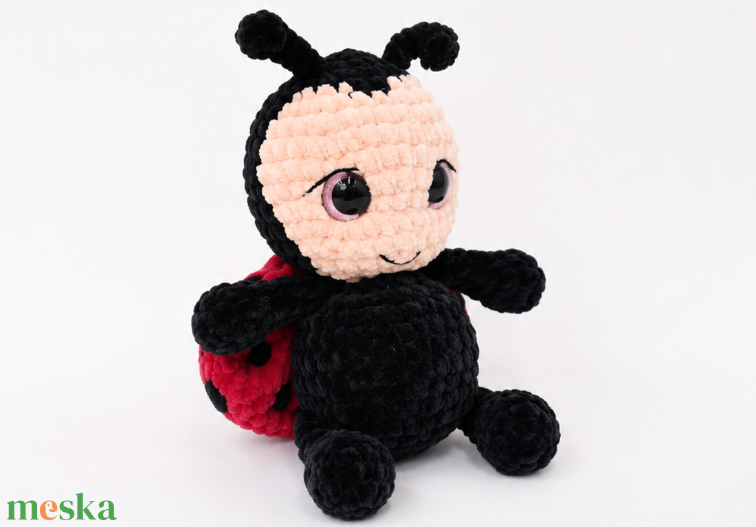 Katicabogár horgolt amigurumi figura - játék & sport - plüssállat & játékfigura - más figura - Meska.hu