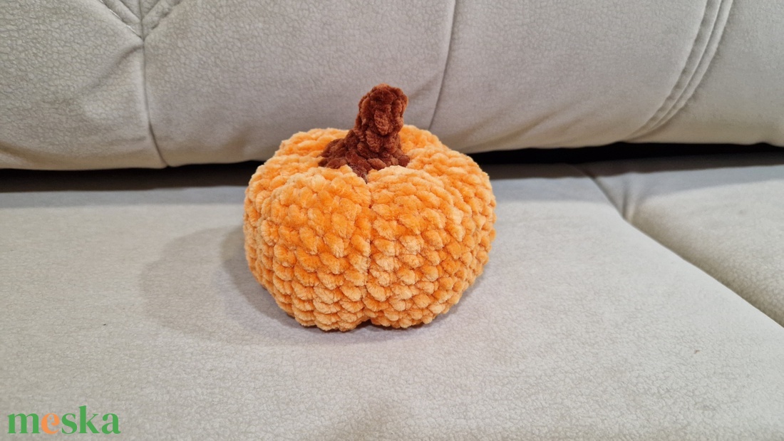 Horgolt tök őszi dekoráció - otthon & életmód - dekoráció - halloween - halloweeni tök - Meska.hu