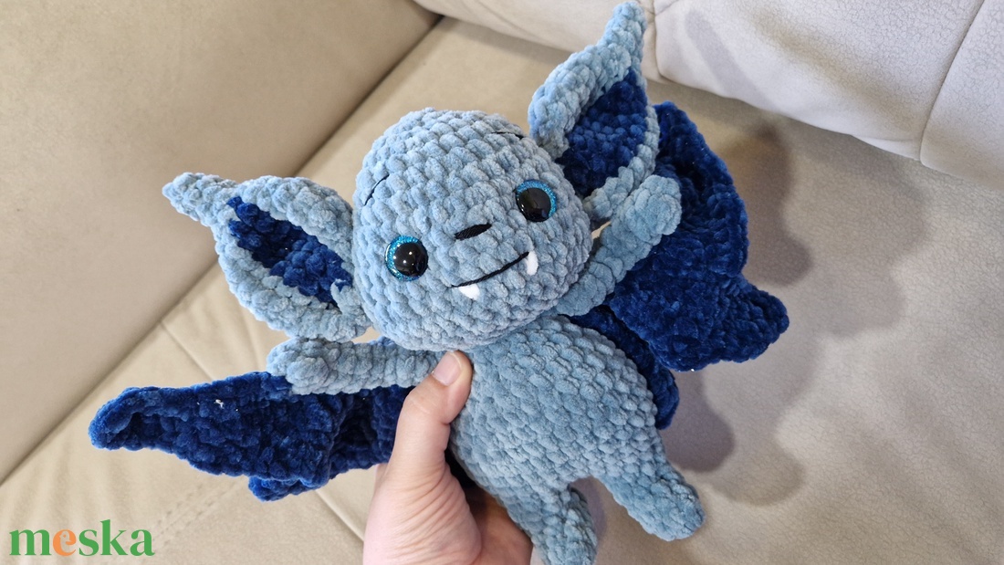 Elemér, a denevér plüss, horgolt amigurumi - játék & sport - plüssállat & játékfigura - denevér - Meska.hu