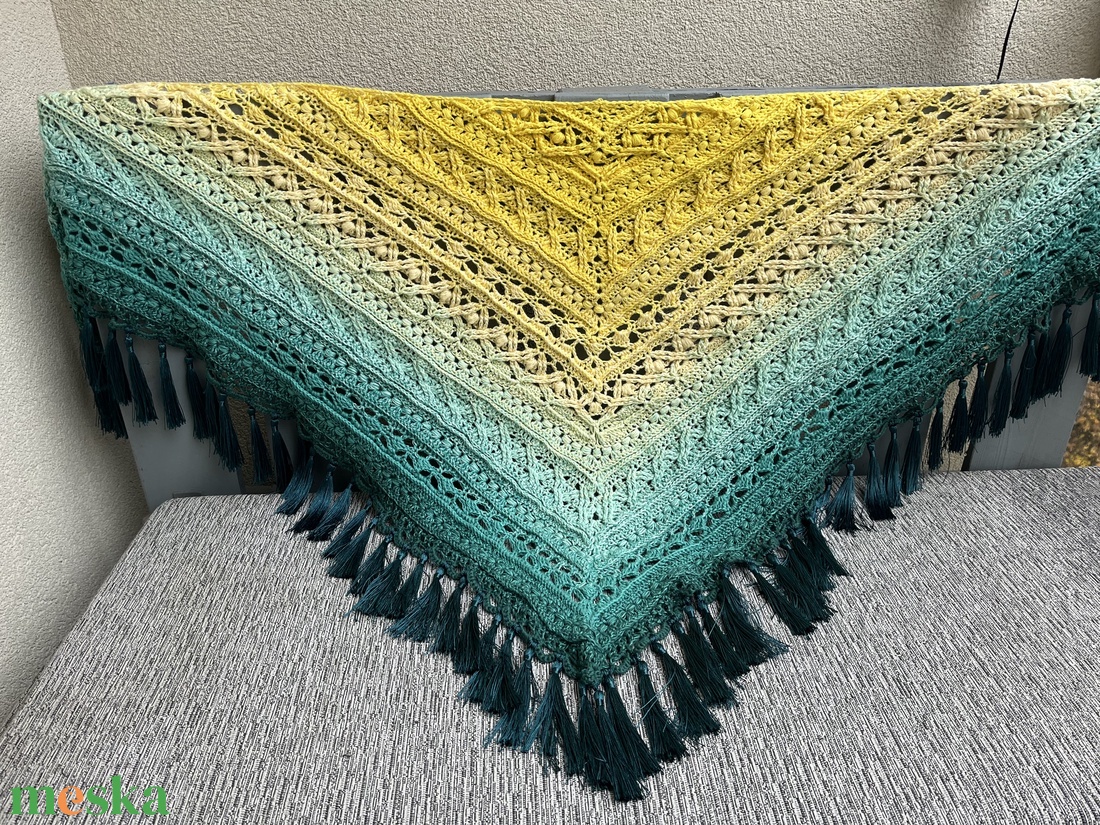 Sárga-türkiz horgolt kendő - ruha & divat - sál, sapka, kendő - vállkendő - Meska.hu