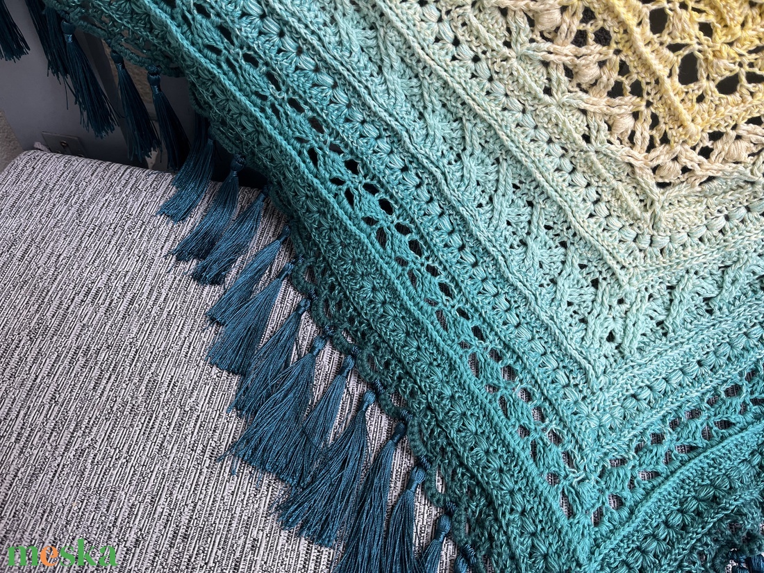 Sárga-türkiz horgolt kendő - ruha & divat - sál, sapka, kendő - vállkendő - Meska.hu