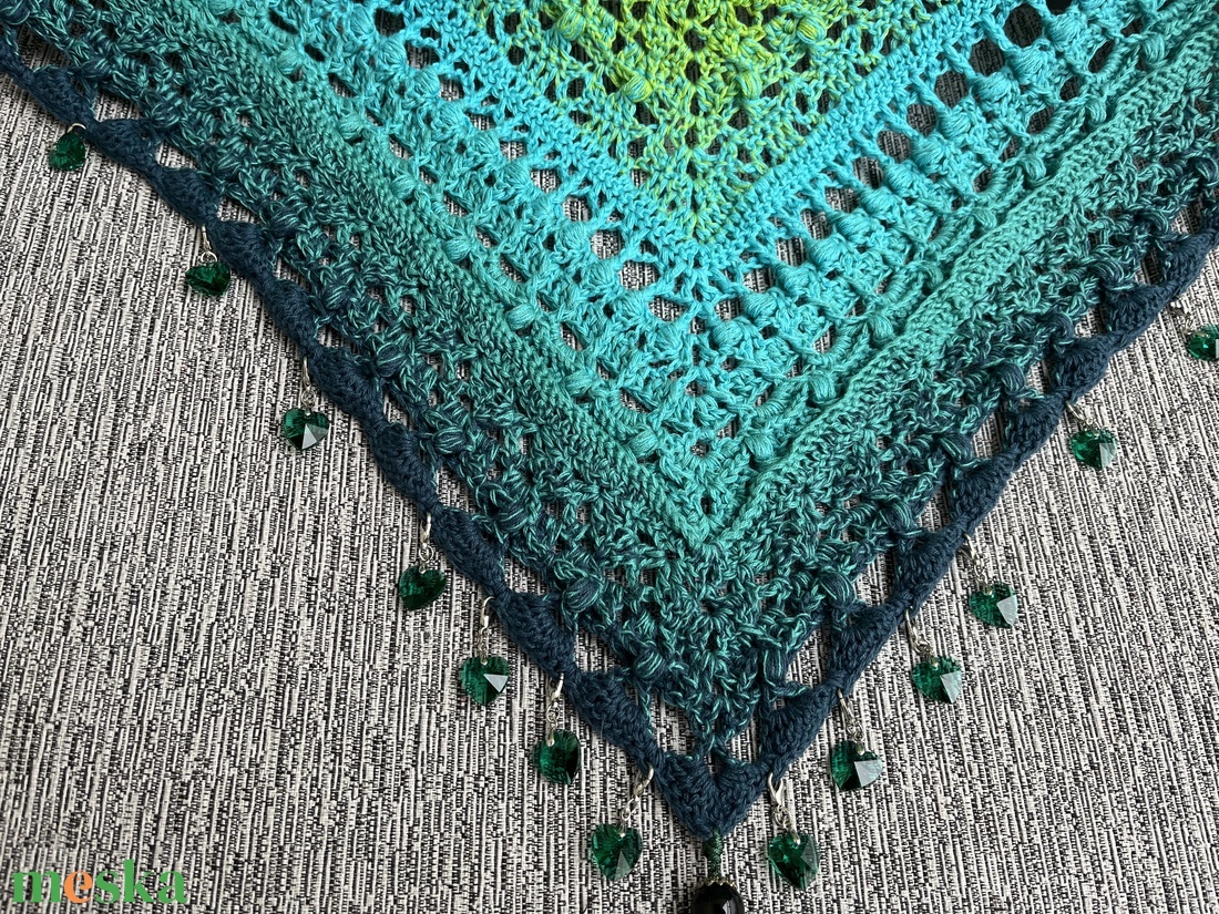 Lime-türkiz horgolt kendő - ruha & divat - sál, sapka, kendő - vállkendő - Meska.hu