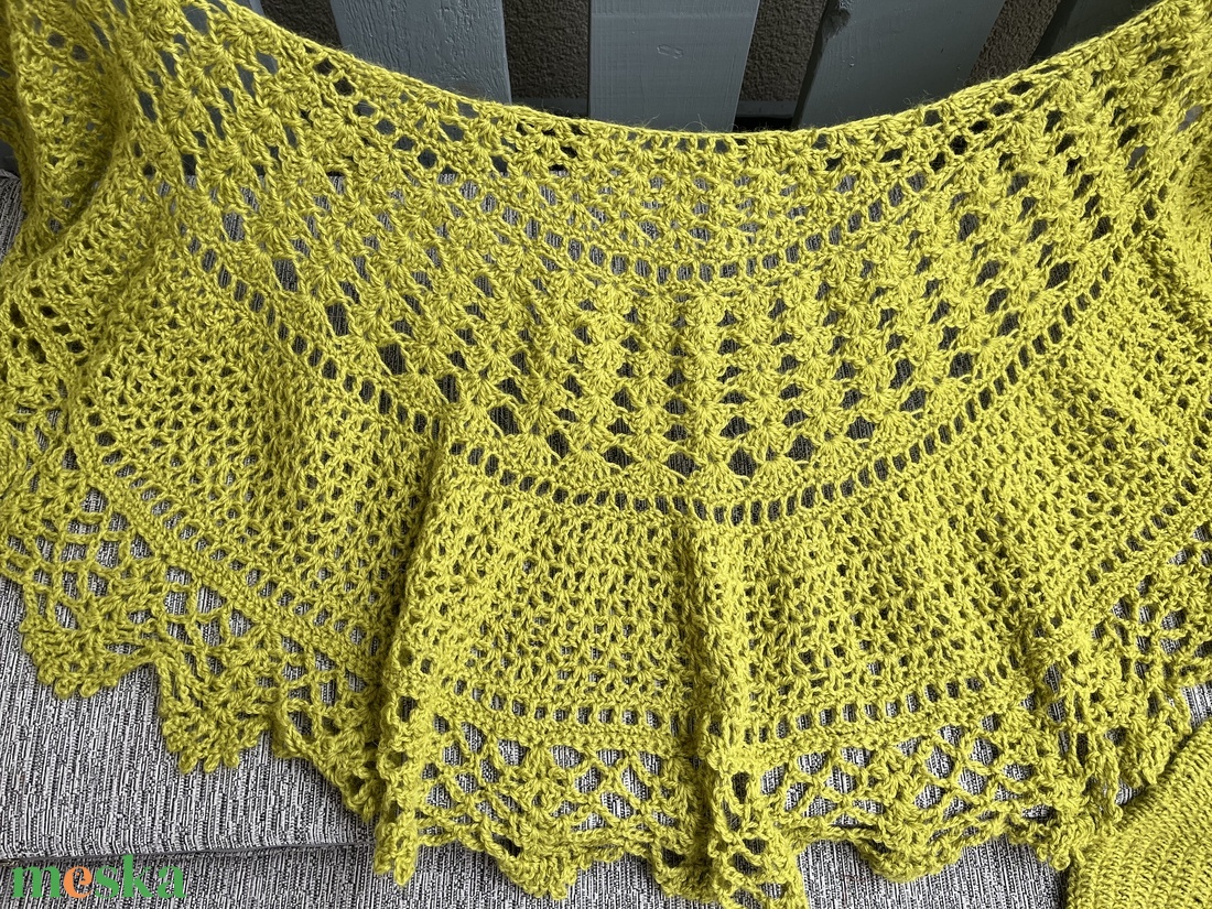 Lime zöld horgolt kendő és barett - ruha & divat - sál, sapka, kendő - sapka & sál szett - Meska.hu