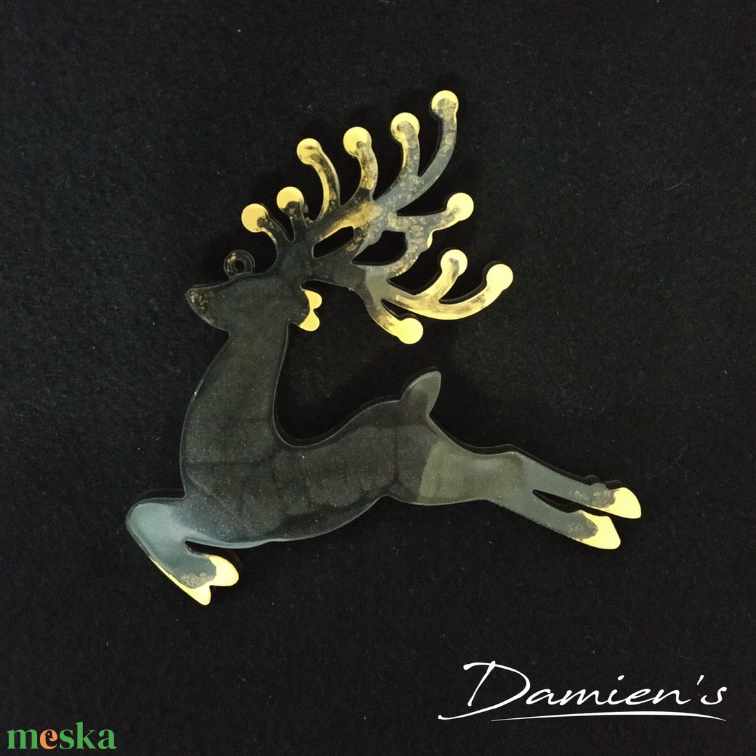 Epoxi rénszarvas karácsonyfadísz - fekete/arany színű - karácsony - karácsonyi lakásdekoráció - karácsonyfadíszek - Meska.hu