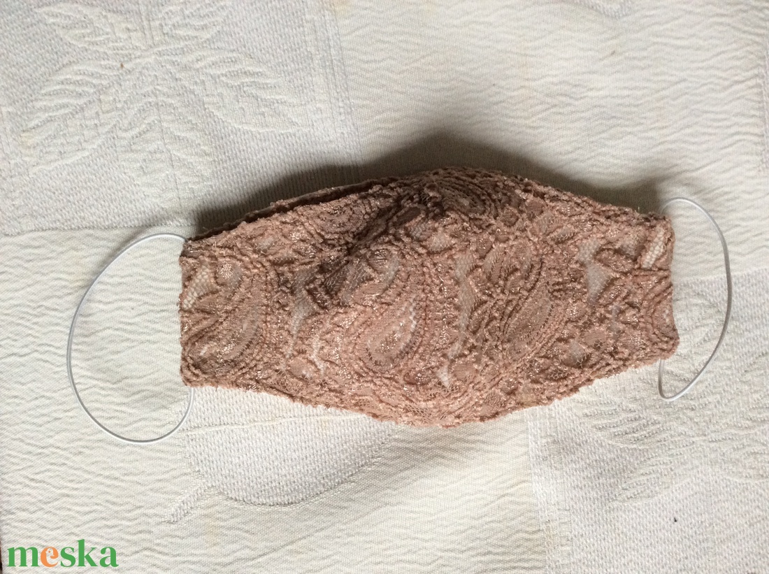 Beige csipke maszk - ruha & divat - maszk, arcmaszk - női - Meska.hu Beige csipke maszk - ruha & divat - maszk, arcmaszk - női - Meska.hu