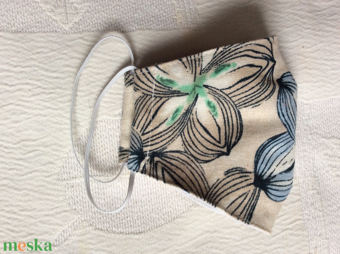 Nagyvirágos textil maszk - ruha & divat - maszk, arcmaszk - női - Meska.hu