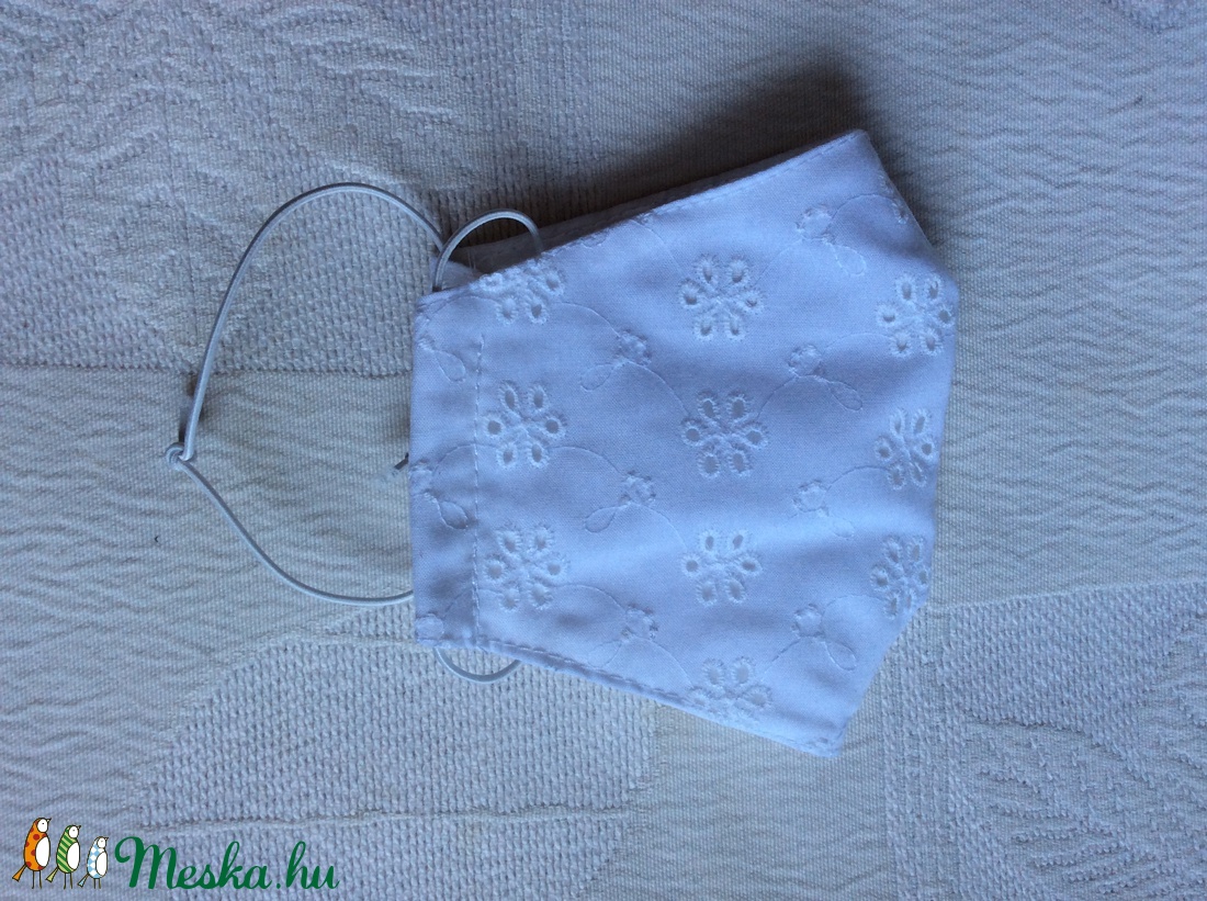 Madeirás textil maszk - női - női - Meska.hu