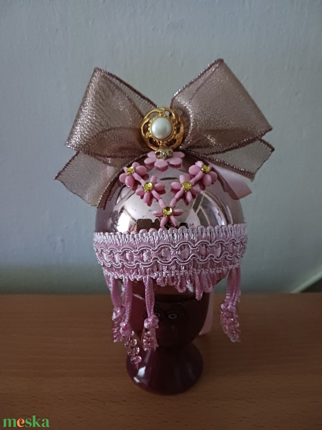 Rosegold diszitett gömb - karácsony - karácsonyi lakásdekoráció - karácsonyfadíszek - Meska.hu Rosegold diszitett gömb - karácsony - karácsonyi lakásdekoráció - karácsonyfadíszek - Meska.hu
