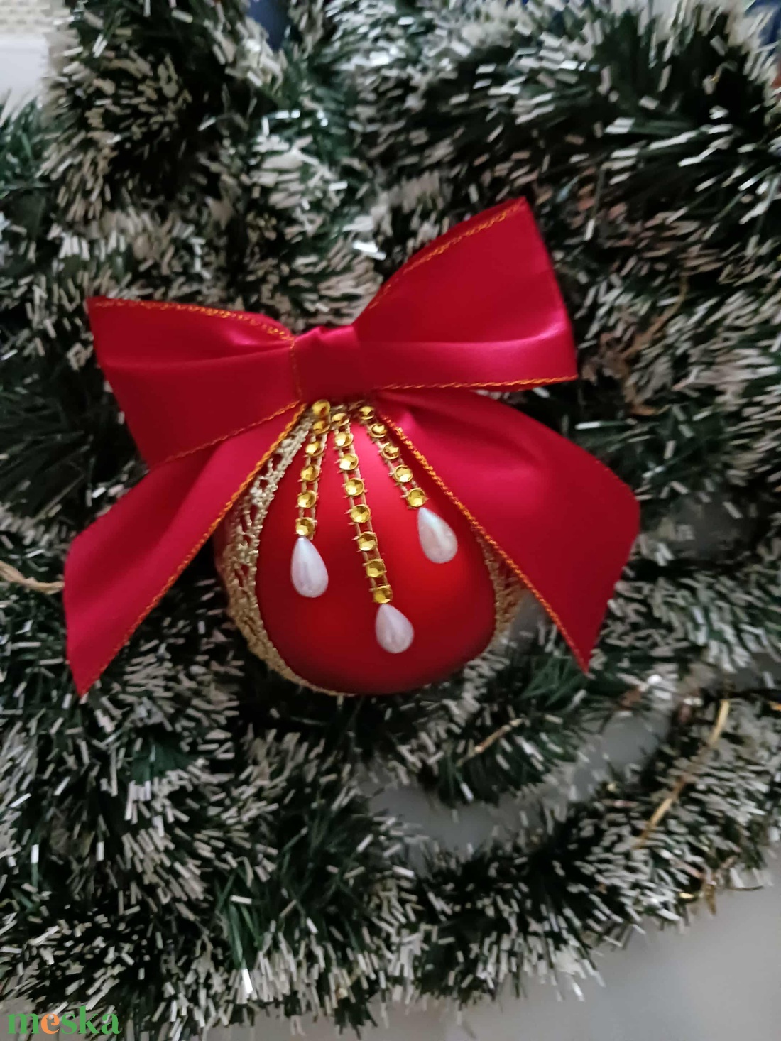 Piros,diszitett gömb - karácsony - karácsonyi lakásdekoráció - karácsonyfadíszek - Meska.hu Piros,diszitett gömb - karácsony - karácsonyi lakásdekoráció - karácsonyfadíszek - Meska.hu