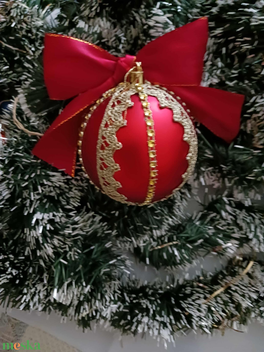 Piros,diszitett gömb - karácsony - karácsonyi lakásdekoráció - karácsonyfadíszek - Meska.hu Piros,diszitett gömb - karácsony - karácsonyi lakásdekoráció - karácsonyfadíszek - Meska.hu