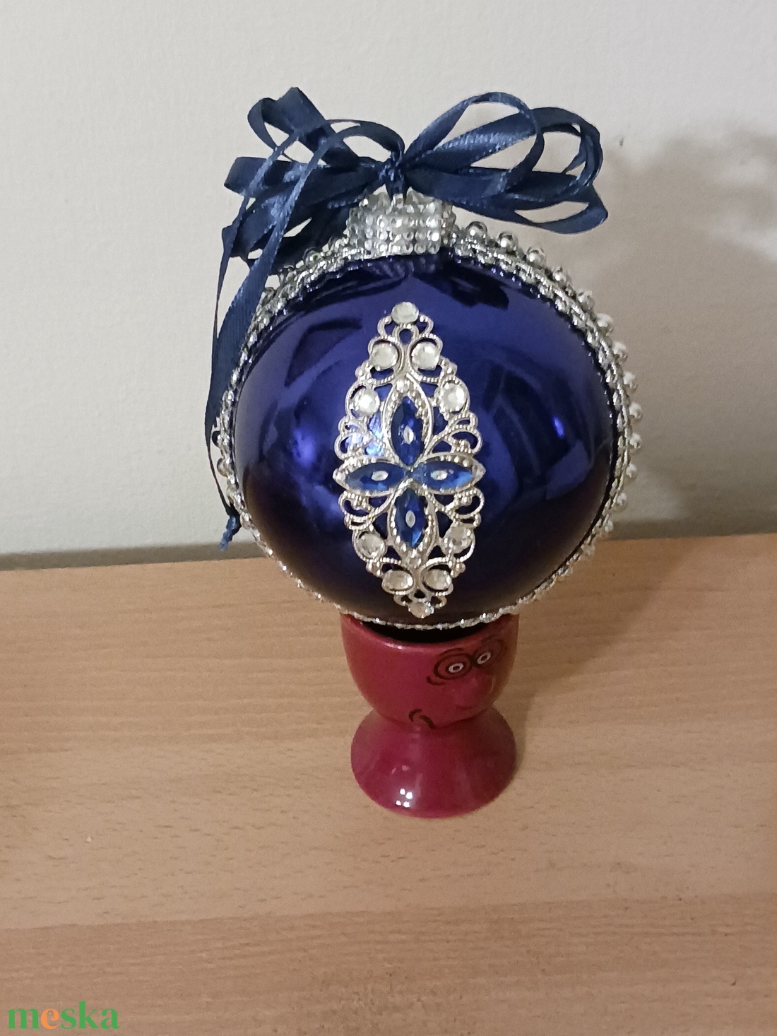 Királykék diszitett nagy gömb - karácsony - karácsonyi lakásdekoráció - karácsonyfadíszek - Meska.hu