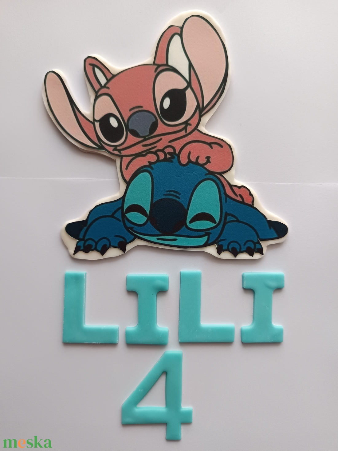 Tortadísz egyedi névvel - otthon & életmód - konyhafelszerelés, tálalás - sütés, főzés - sütidísz - Meska.hu